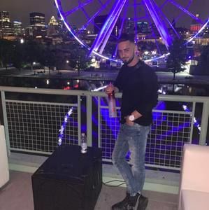 Meet your Posher, Nicolas